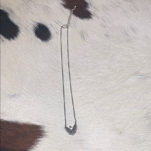 3/$15✨Silver Pheonix necklace!